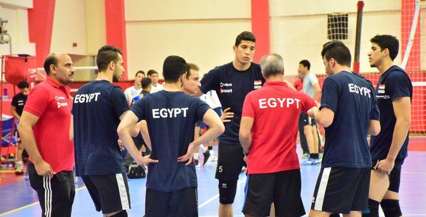 أشرف أبو الحسن: الجمهور سيدفع شباب الفراعنة للتألق في مونديال الطائرة