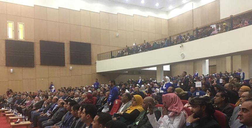 وزير الرياضة في حوار مفتوح مع شباب محافظة الوادي الجديد
