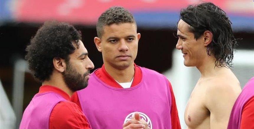 النشرة الأوروبية| تحد جديد لصلاح.. الموسم الأوروبي في خطر ومصير كافاني