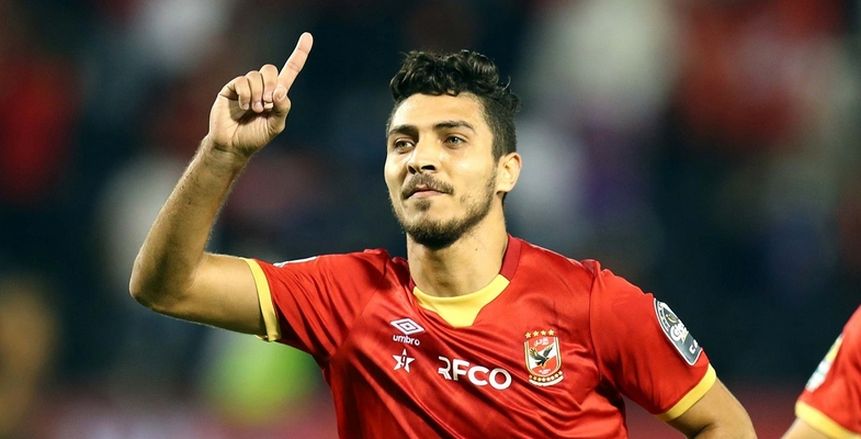 حازم إمام: محمد شريف مهاجم مصر الأول