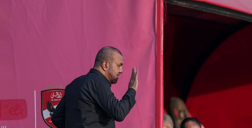 «التزام وتألق».. محمد رمضان يقرر زيادة رواتب 3 لاعبين في الأهلي