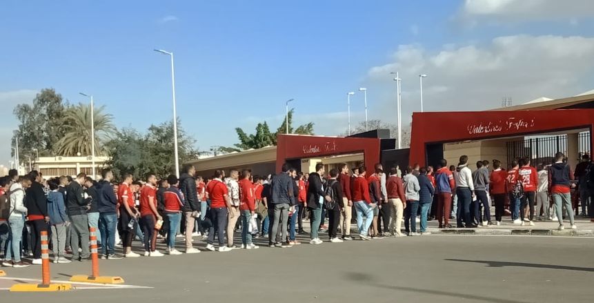 4 بوابات لحضور جماهير الأهلي مباراة الهلال: الدخول يبدأ قبل الإفطار
