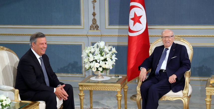 السبسي يستقبل رئيس الترجي ويسانده للإستمرار في منصبه