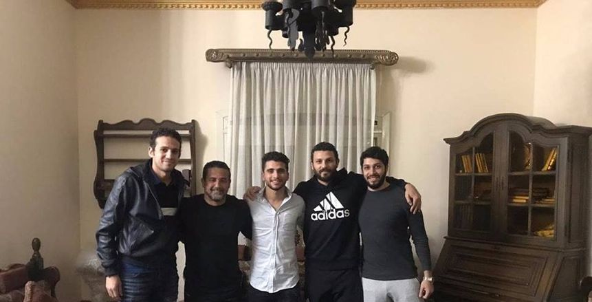 في صراع حسم الصفقات بين محمد فضل والأهلي.. «لعبة القط والفار»