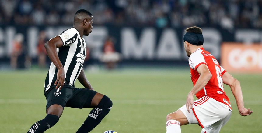بوتافوجو يواصل تصدره لبطولة الدوري البرازيلي بفوزه على إنترناسيونال