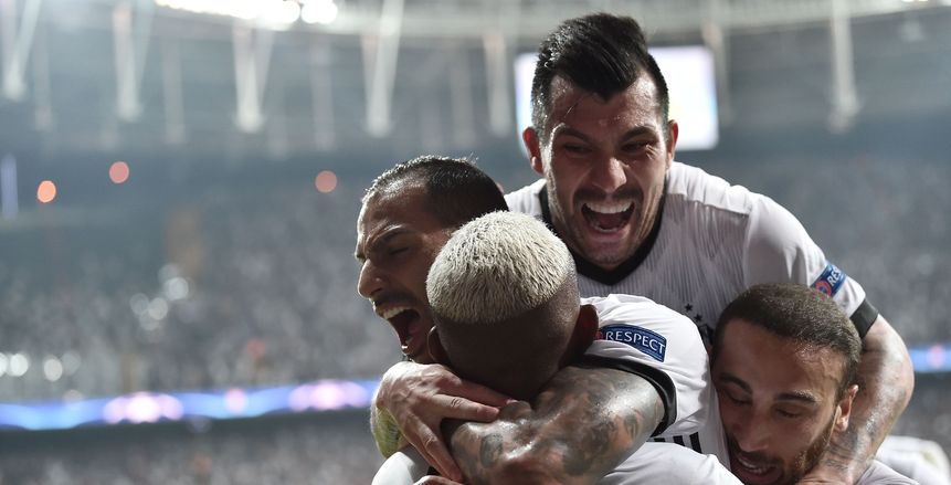 إيقاف مباراة بيشكتاس ولايبزيج في دوري أبطال أوروبا