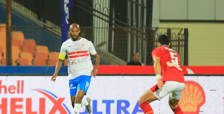 حذاء شيكابالا يثير أزمة داخل غرفة خلع الملابس بالزمالك