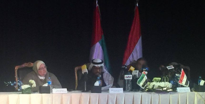 بالصور | سفير الامارات يقدم واجب العزاء للشعب المصري في شهداء الكنيسة