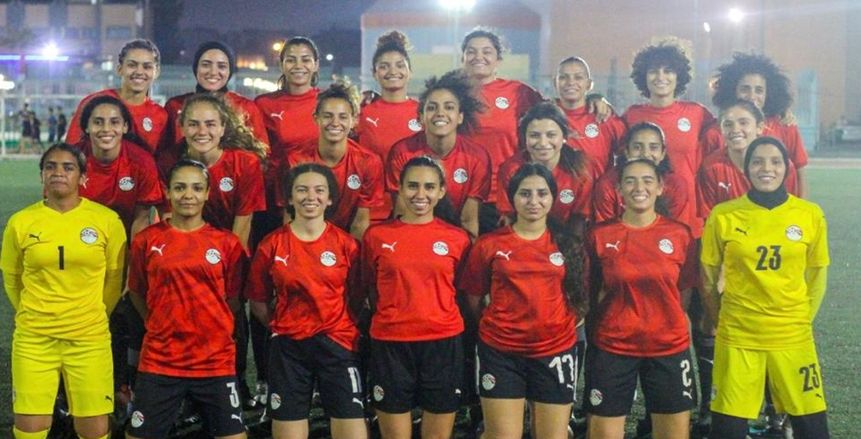 تشكيل الأجهزة الفنية والإدارية والطبية لمنتخبات الكرة النسائية
