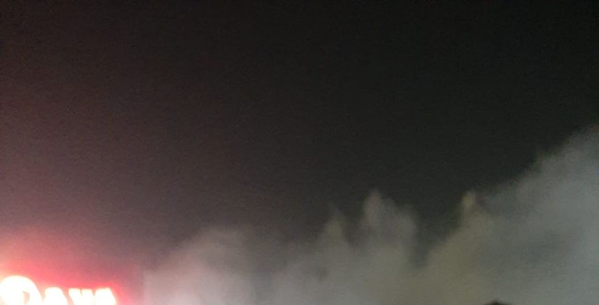 حريق بالنادي الأهلي.. محاولات لإخماد النيران ولا خسائر بالأرواح