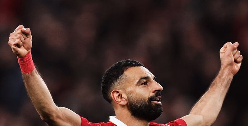 «ليفربول إيكو»: سلوت يطالب إدارة «ريدز» بتجديد عقد محمد صلاح