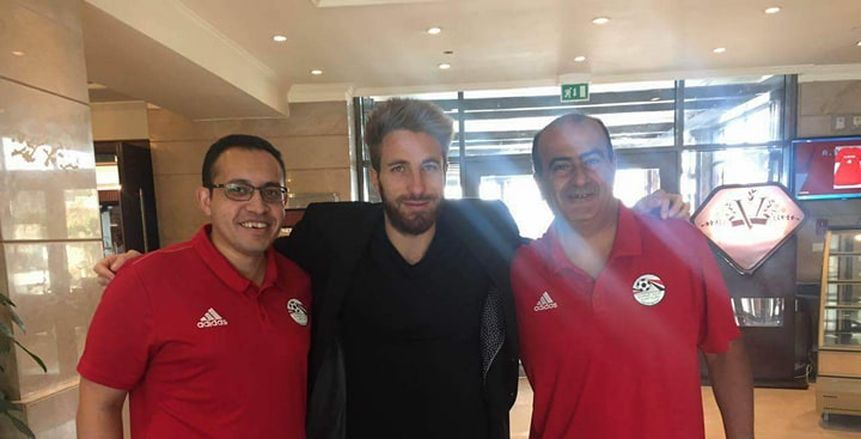 خبير إنجليزي يشرف على النظام الغذائي للاعبي المنتخب المصري