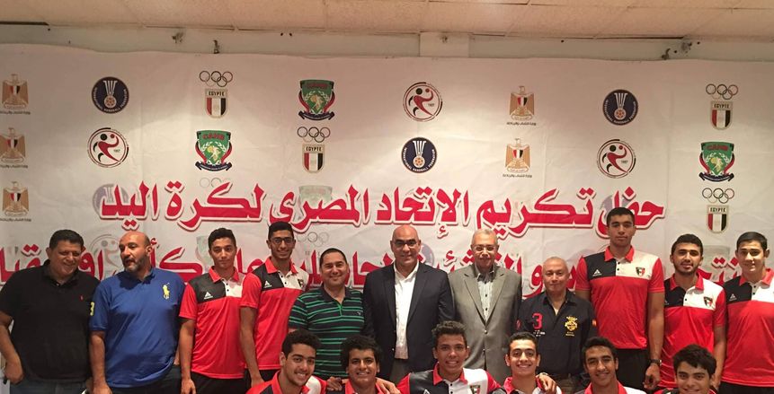 «عزومة عشاء» من نبيل خشبة احتفالا بـ «أبطال أفريقيا لليد»