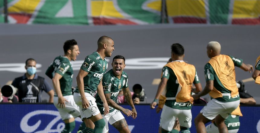بعثة نادي بالميراس تصل أبو ظبي للمشاركة في كأس العالم للأندية