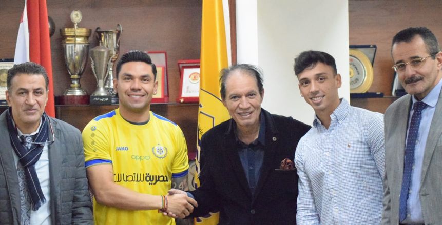 الإسماعيلي يعلن تعاقده رسميا مع كارميلو مهاجم منتخب بوليفيا