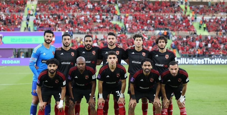 «العقلية سببا لصناعة المجد».. خليل البلوشي يثني على الأهلي بعد البرونزية