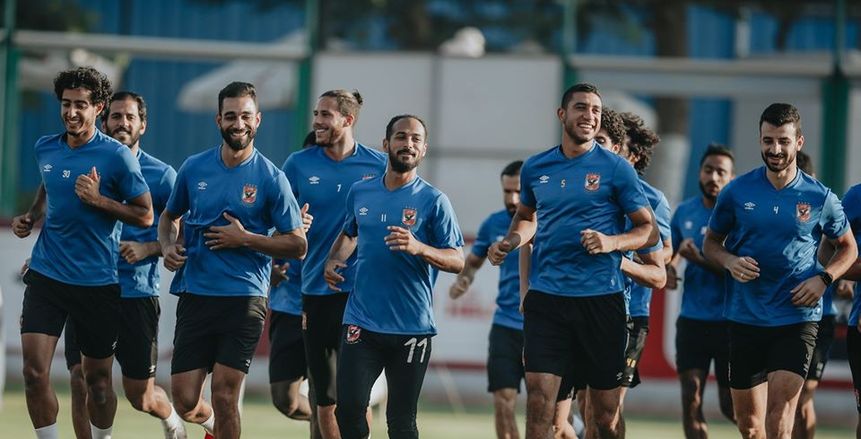 4 لاعبين مهددين بالغياب عن الأهلي أمام الإنتاج الحربي