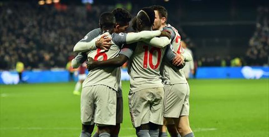 متجاهلا محمد صلاح.. برشلونة يفاوض لاعب ليفربول