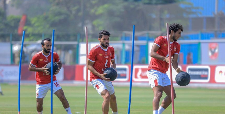 مران الأهلي.. تدريبات بدنية ورمضان صبحي ينتظم وتدريبات منفردة للحراس