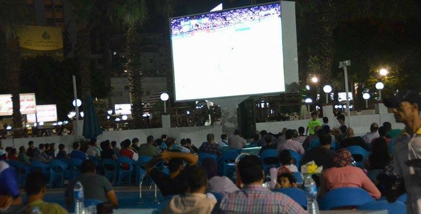 بالصور| تجمعات داخل نادي الزمالك لمشاهدة نهائي كارديف بين الريال ويوفونتوس