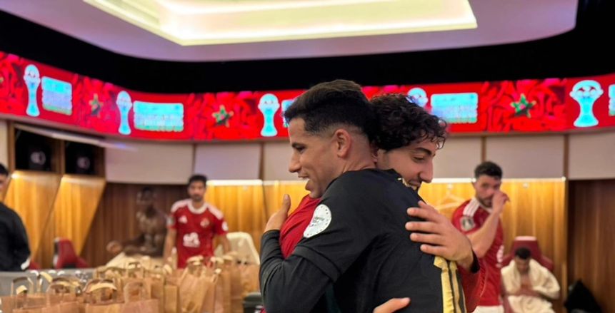 رضا سليم يفاجئ لاعبي الأهلي بعد التعادل أمام الجيش الملكي.. ماذا فعل؟