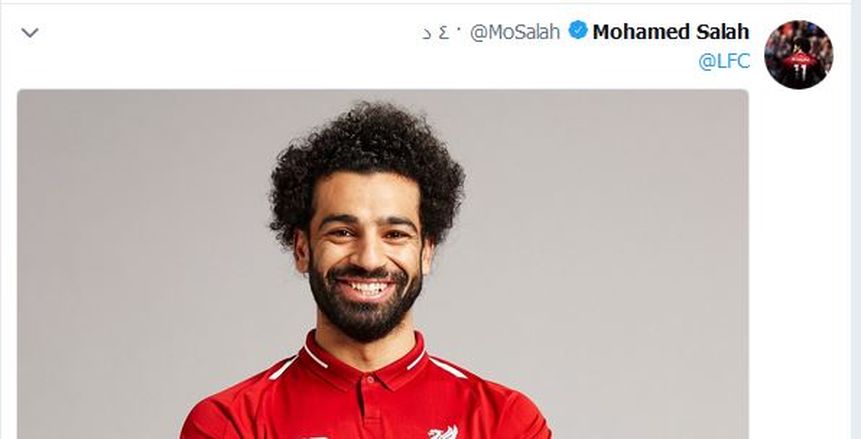 بالصور| «صلاح» يحتفل بتجديد عقده مع ليفربول