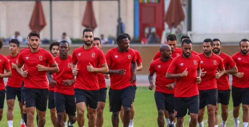 الأهلي يتفق على "زي مفاجأة" للموسم المقبل