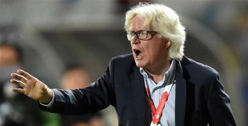 شايفر يؤكد صعوبة اتخاذ قرار استكمال الدوري الإماراتي