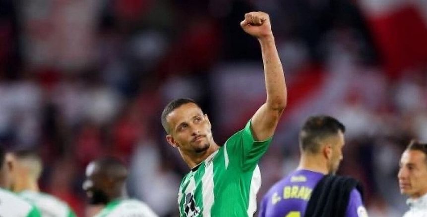 هل يكون بديل حجازي؟.. اتحاد جدة يستهدف التعاقد مع مدافع ريال بيتيس