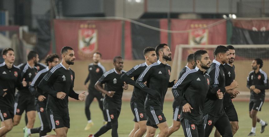 كواليس مران الأهلي الرئيسي لمباراة الاتحاد السكندري.. جاهزية «فتحي ومتولي»