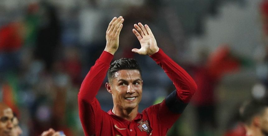 رقم تاريخي يطارد رونالدو مع منتخب البرتغال.. «عميد لاعبي العالم»