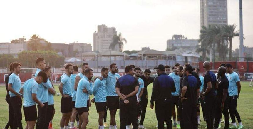 لاعبو الأهلي الدوليون ينتظمون في التدريبات الجماعية استعدادا لفيوتشر