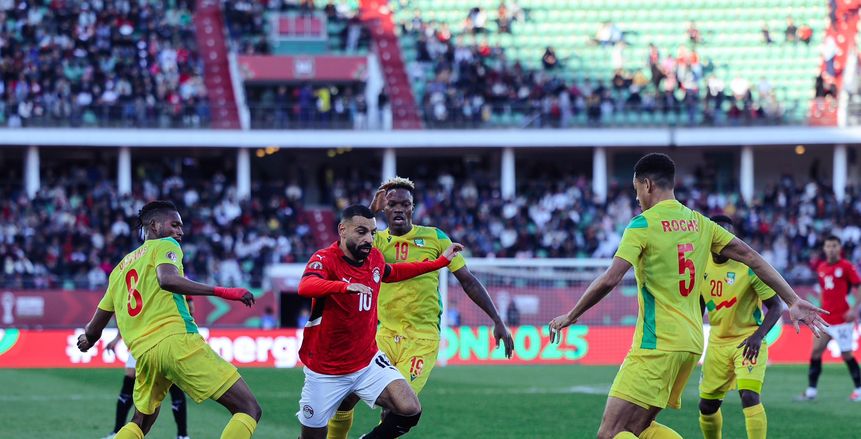 بعد فرمان «كاف» الأخير.. قرار رسمي جديد من فيفا مع منتخب مصر وحسام حسن