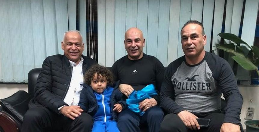 فرج عامر يحذر الأهلي والزمالك من التفاوض مع لاعبي سموحة