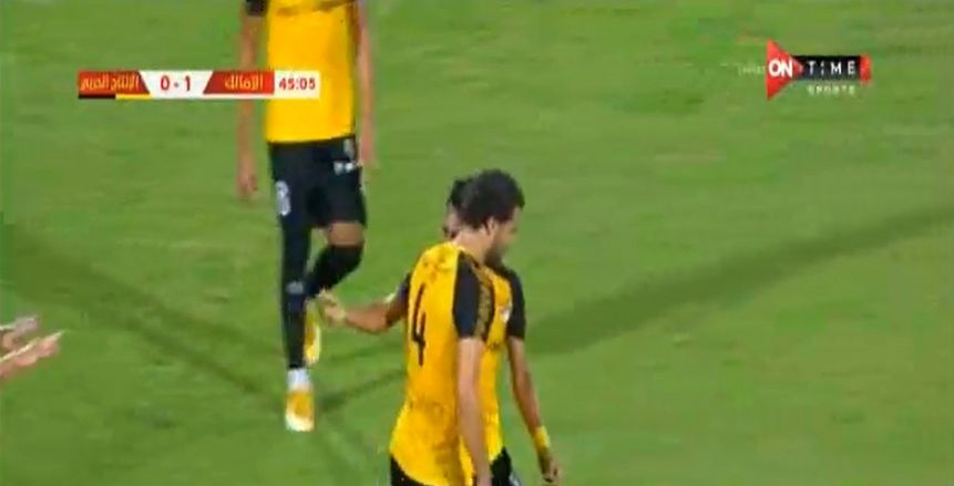 إشارة مثيرة من مصطفى البدري لشيكابالا «فيديو»