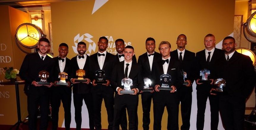 محمد صلاح يغيب عن التشكيل المثالي للدوري الإنجليزي 2024