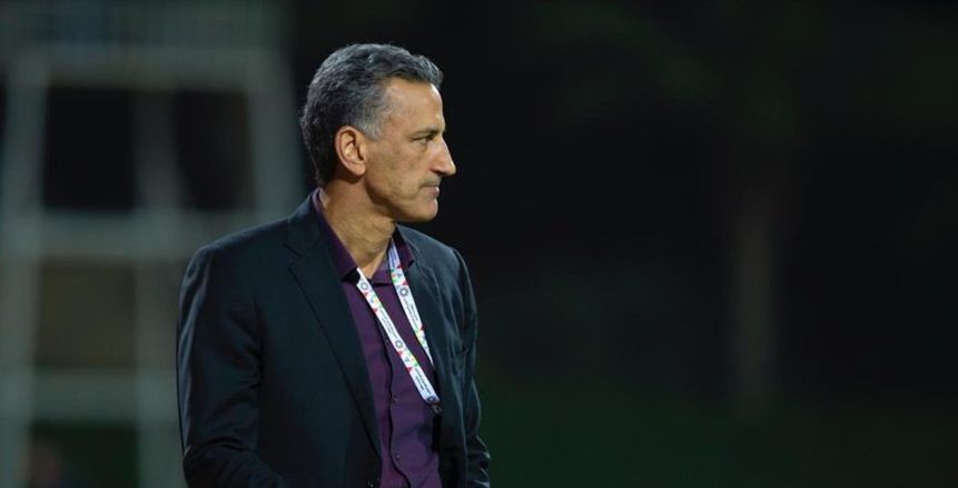 بعد فضيحة التعاون.. الهلال يقيل زوران ويعين شاموسكا مديرا فنيا