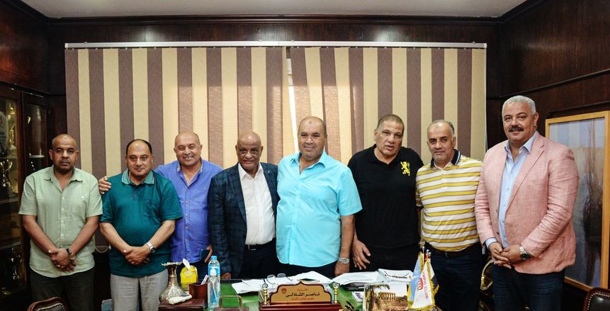 مجلس إدارة الأوليمبي يجتمع مع رمضان السيد استعدادا للموسم الجديد
