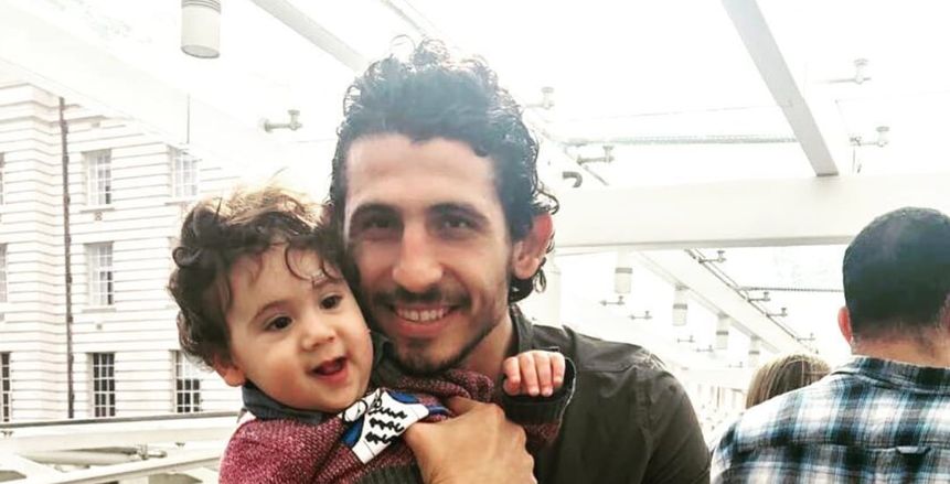 أحمد حجازي ينشر كواليس تدريباته المنزلية مع نجله