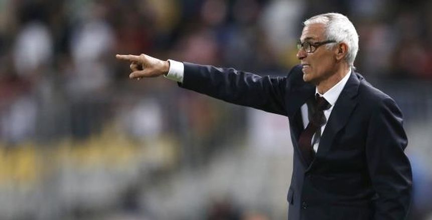 "كوبر" يبحث إمكانية استدعاء "عواد" من المنتخب العسكري بعد إصابة "إكرامي"