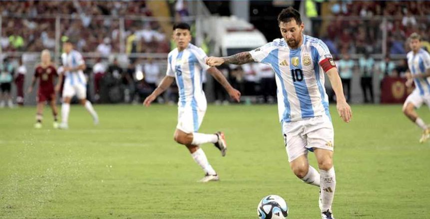 تاريخ مواجهات الأرجنتين وبوليفيا..41 لقاءً جمع بين ألبسيليستي ولافيردي