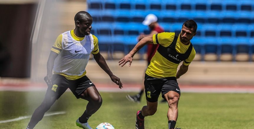 لماذا فضل مدرب اتحاد جدة طارق حامد على كانتي؟.. مصدر يكشف 3 أسباب