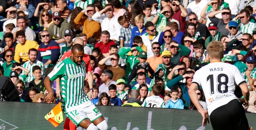 فالنسيا يسقط أمام ريال بيتيس بثنائية (فيديو)