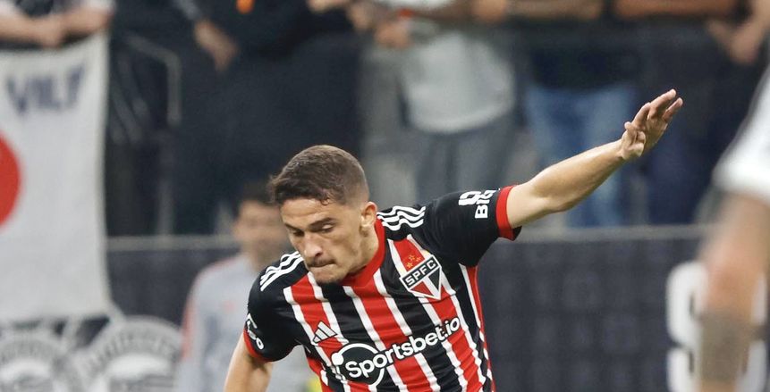 كورينثيانز يفوز على ساوباولو في ذهاب نصف نهائي كأس البرازيل