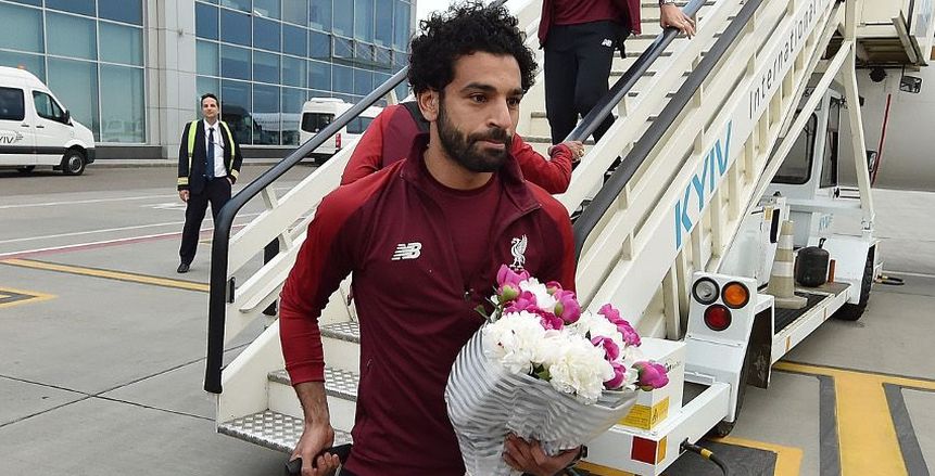 بالصور| استقبال حافل لـ«صلاح» بالورود في كييف قبل خوض نهائي الأبطال