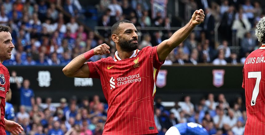 محمد صلاح يمازح الجيل الجديد: «لا تلعبوا كرة القدم»