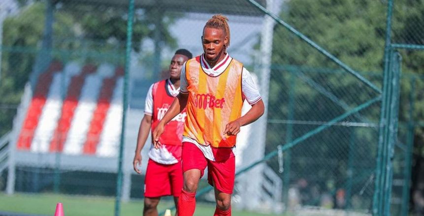لاعب سيمبا: سنقدم أفضل ما لدينا ضد الأهلي.. ونستطيع التأهل من القاهرة