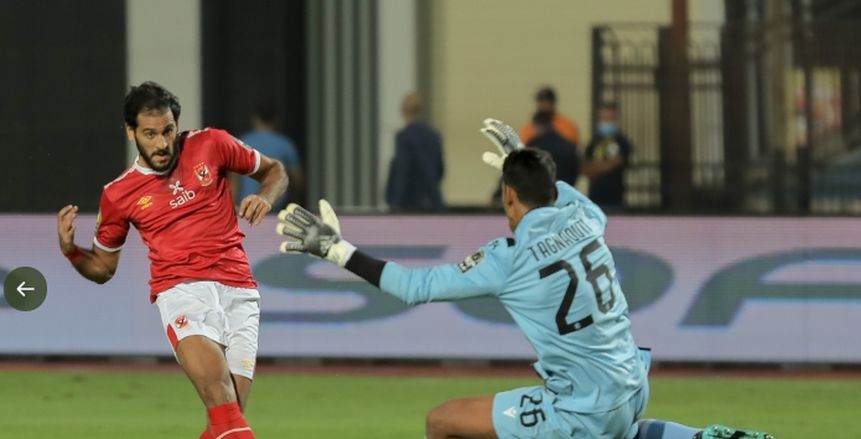 مخرج لقاء الأهلي والوداد: جمهور الزمالك سبب هجوم المغاربة ضدي
