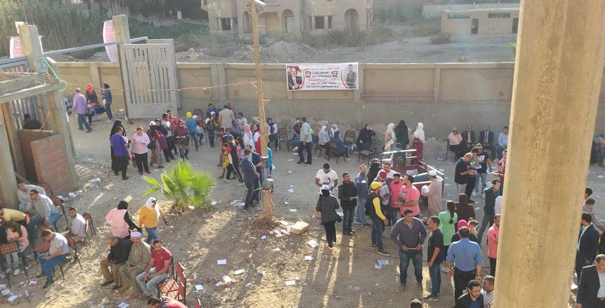 استمرار عملية التصويت بعدد من مراكز شباب محافظة الجيزة