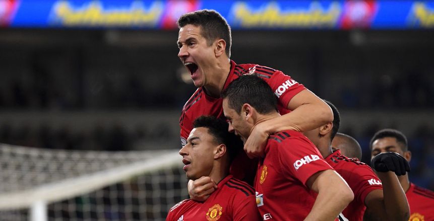 «راشفورد» يقود مانشستر يونايتد أمام هيدرسفيلد